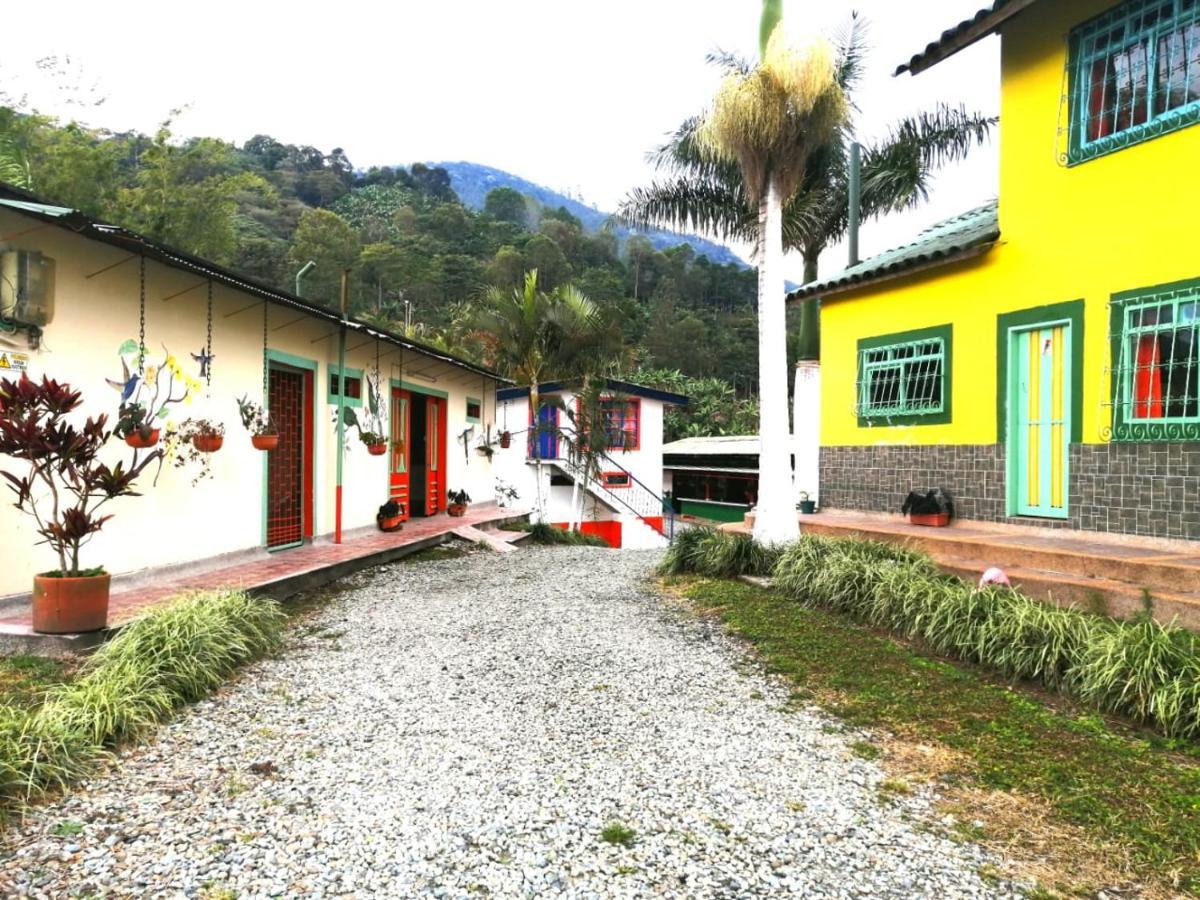 Finca turistica Santa Clara Ostello Calarcá Esterno foto